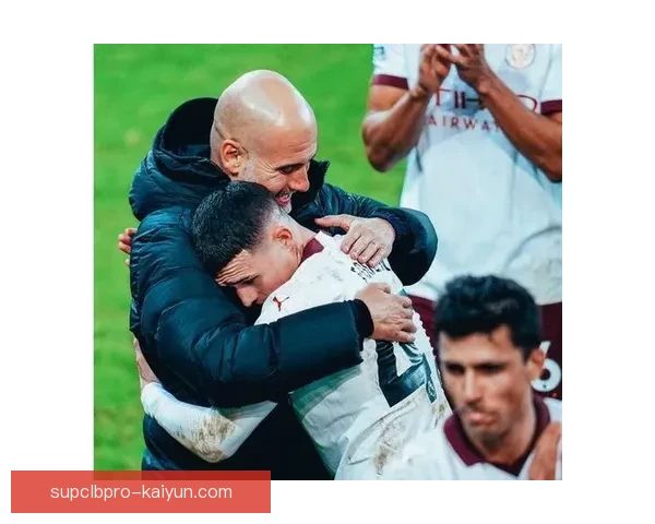 福登的无球跑动与接球状态持续提升，表现备受关注增强的趋势